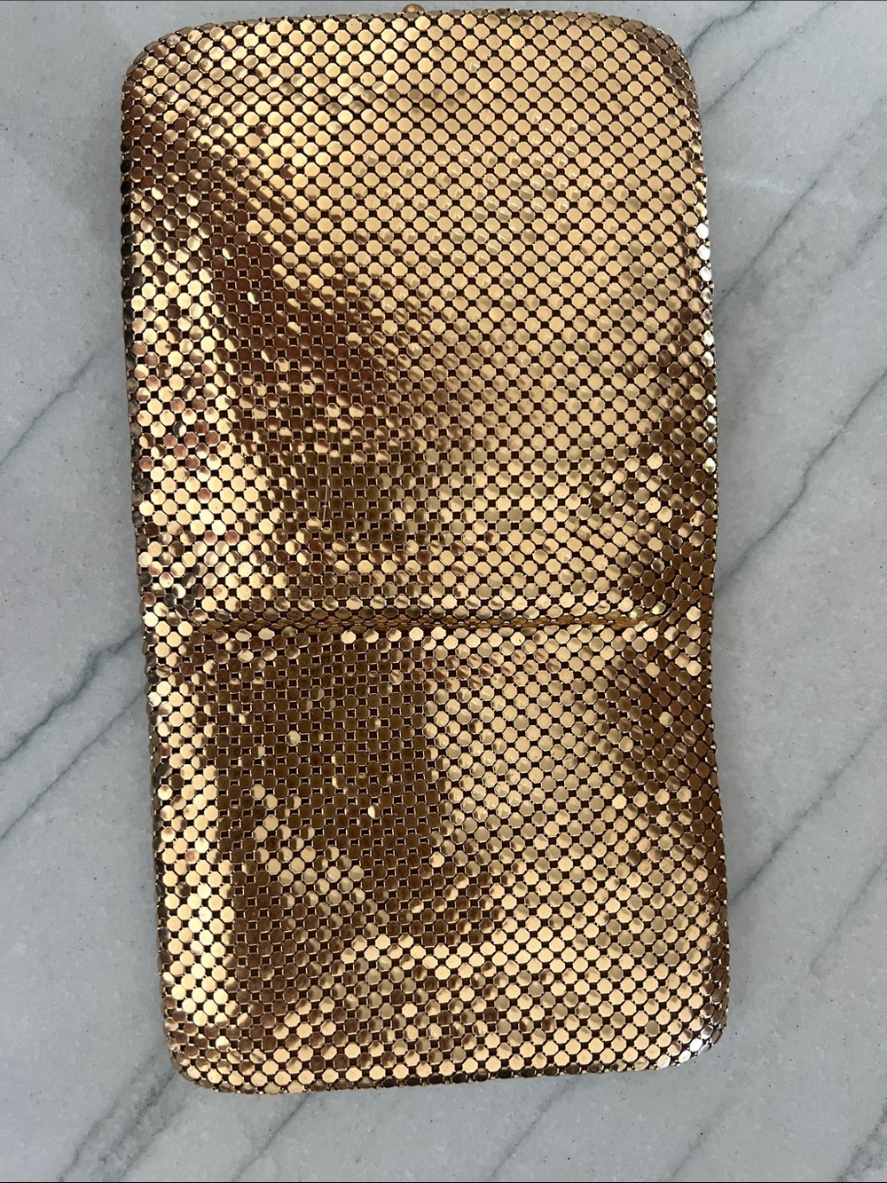 Vintage 1969 Oroton Metallic Gold Mesh Wallet with Coin Space - Picture 13 of 14